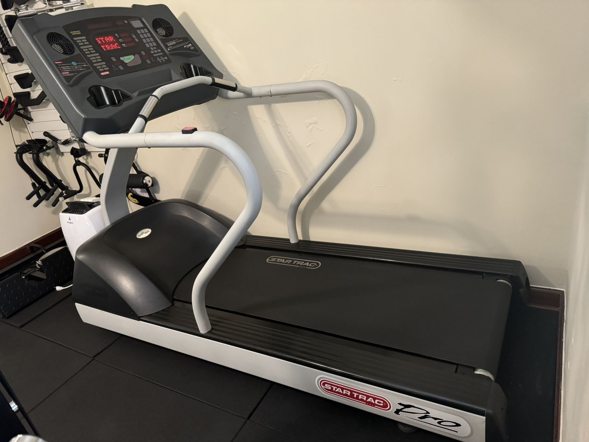 Star Trac 5600 Pro Commercial Treadmill