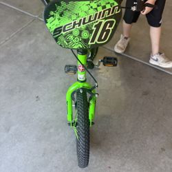 Schwinn Kids 16” Bike 