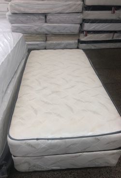 TWIN MATTRESS AND BOX WITH RAILS NEW