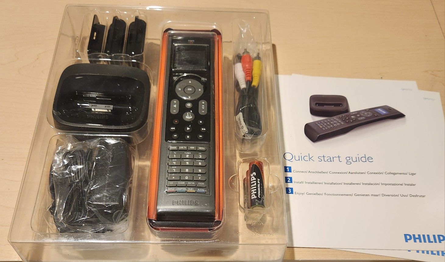 Phillips SJM3152/17 Universal Remote - for Apple iPod