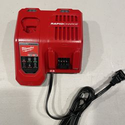 Milwaukee M18 Rapid Charger