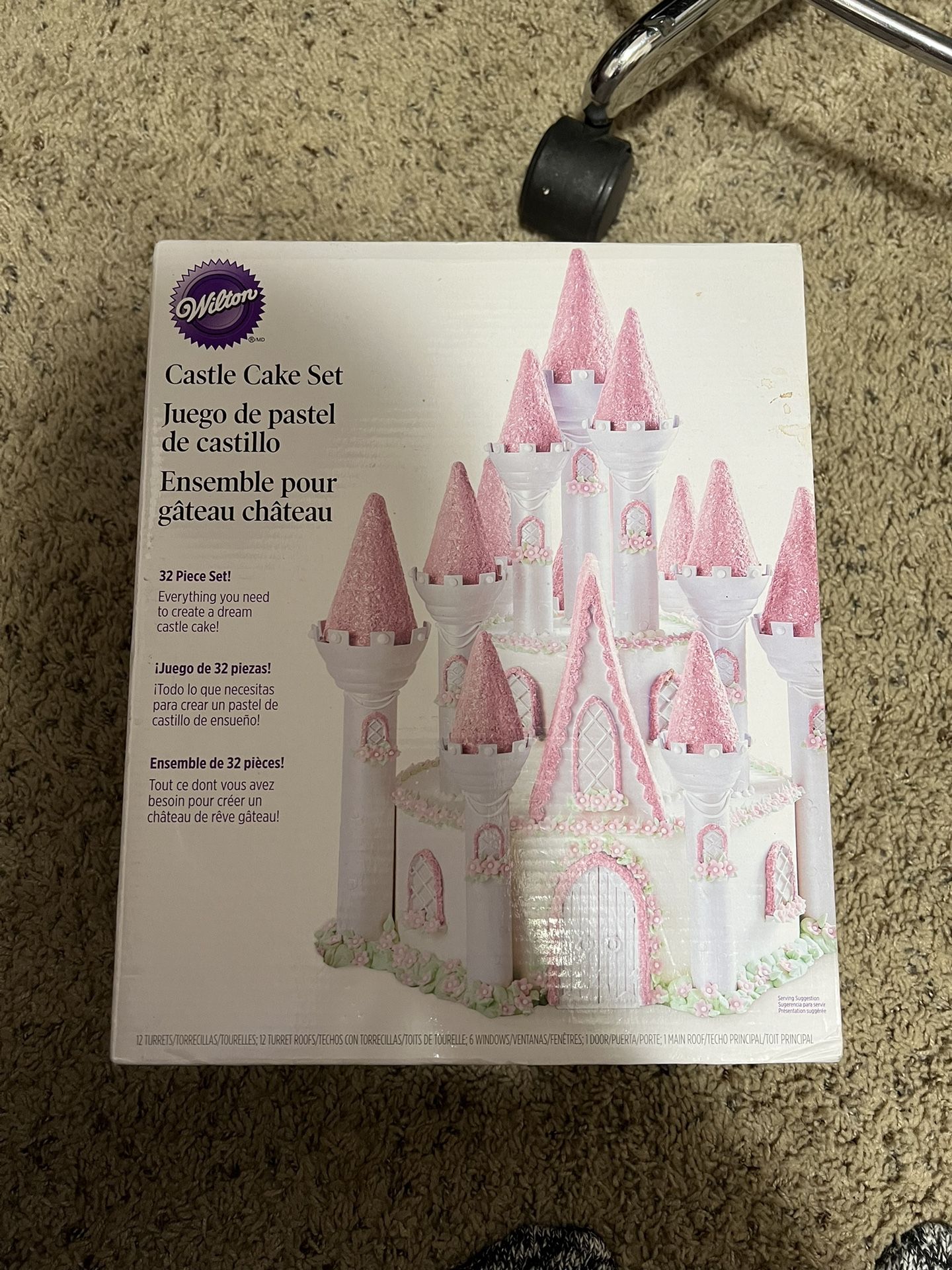 Wilton Castle Cake Set. New!