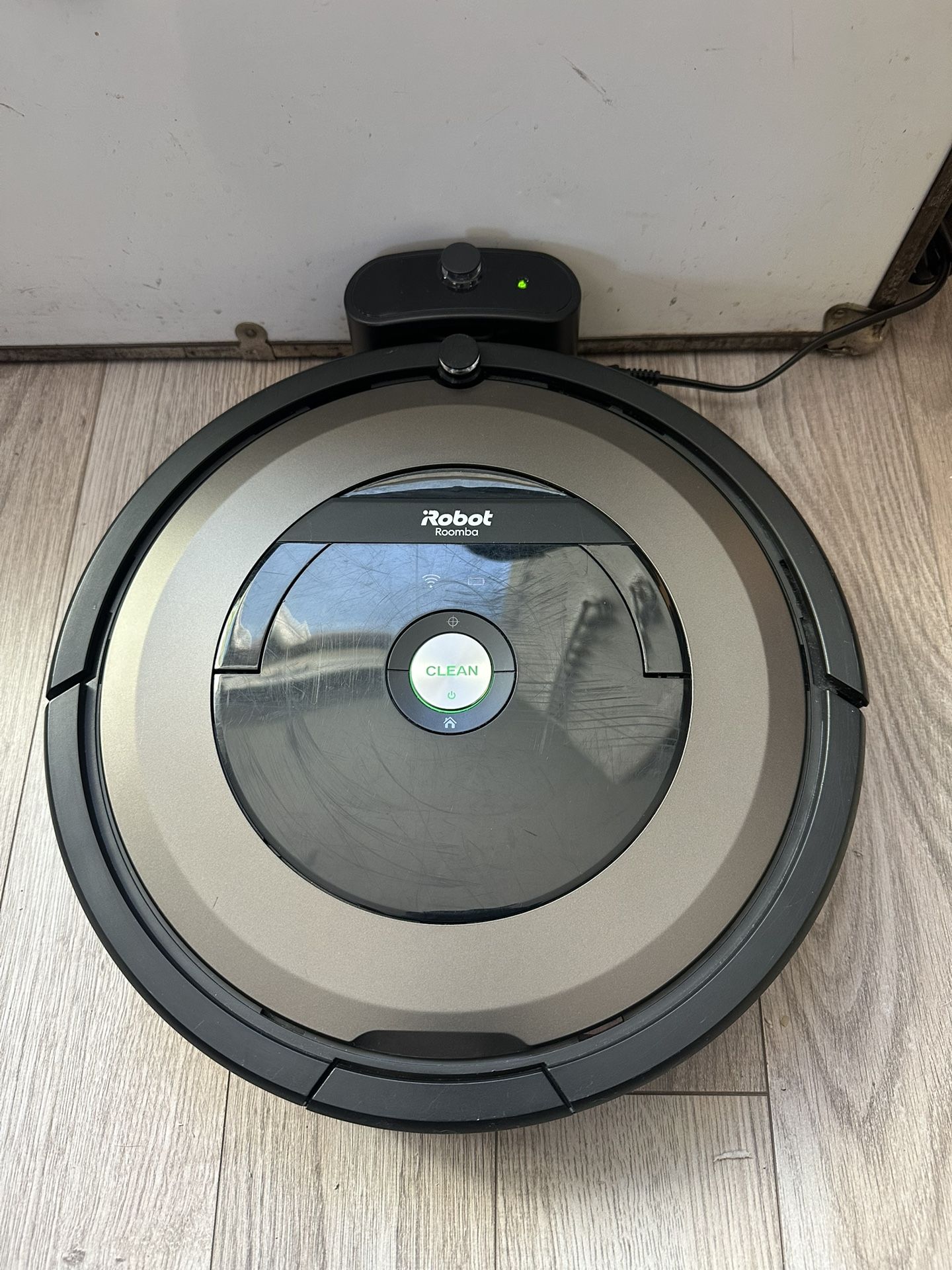 iRobot Roomba 890