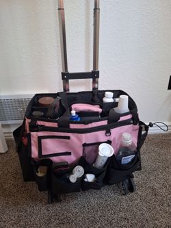 Cleaning tote on wheels