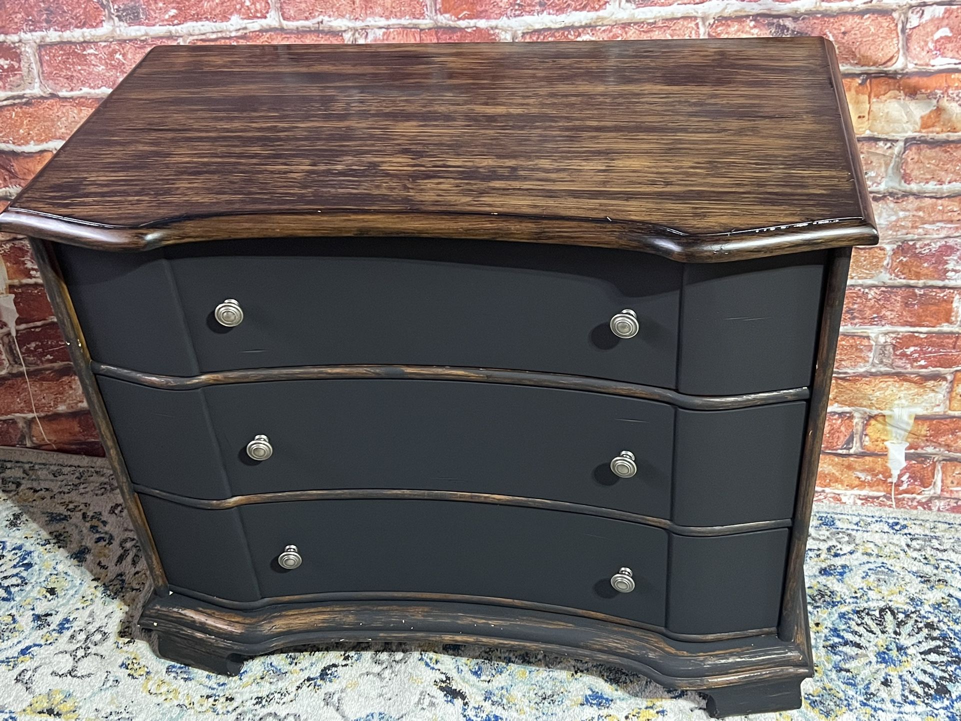 Beautiful Matt Black 3 Drawer Dresser/ Buffet/ Console/ TV Table
