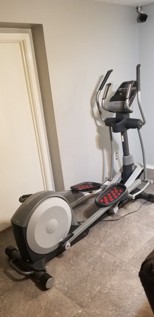 Pro-form Elliptical 14.0 CE