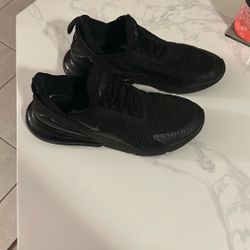 Air Max 270’s with no box