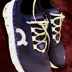 New On Running Men’s Shoes  / Size 11