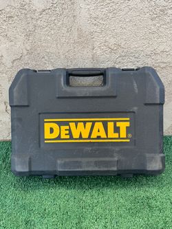 Dewalt DWMT73802 Mechanics Tool Set