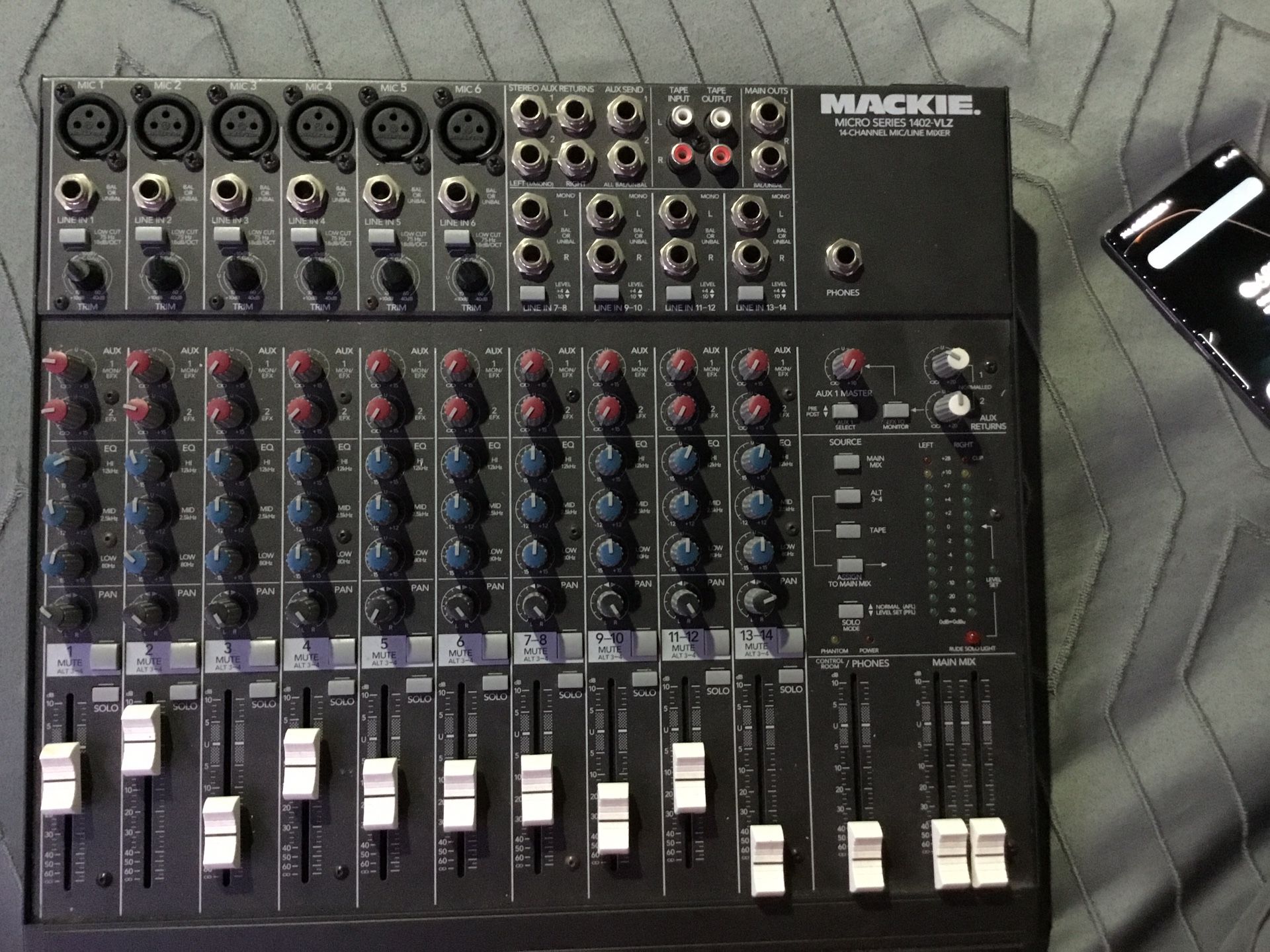 Mackie Micro Series 1402-VLZ 14 Channel Mic/line Mixer