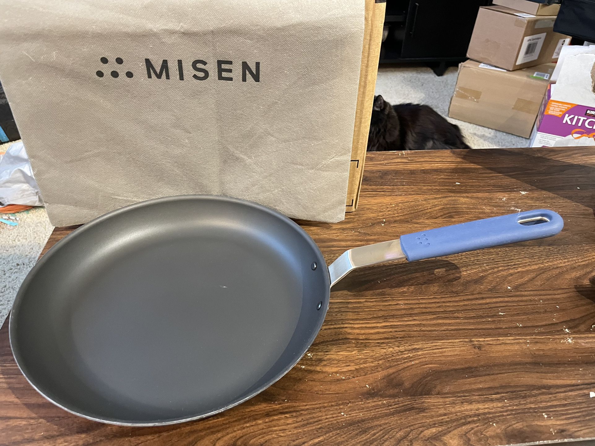 Misen Pre-Seasoned Carbon Steel Pan