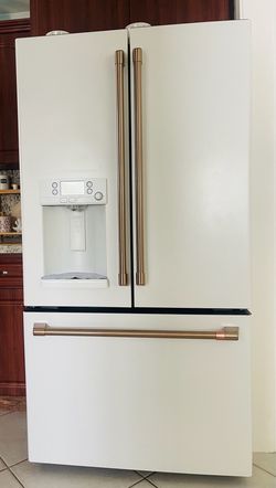 Café French Door Refrigerator Matte White