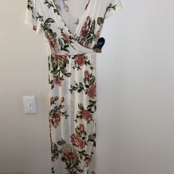 White Floral Dress NEW (medium)