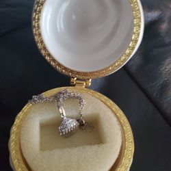 Silver Cupcake Necklace .925 Sterling.