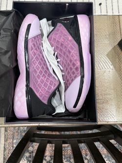 kobe 3 quartz barley worn size 11.5