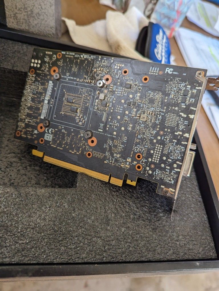 EVGA GeForce GTX 1060 SC GAMING, ACX 2.0 (Single Fan)