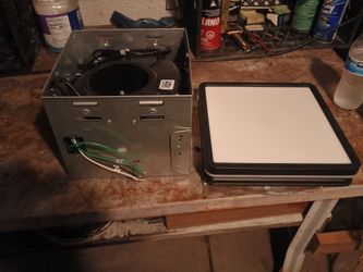 Akicon bathroom ventilation fan with light