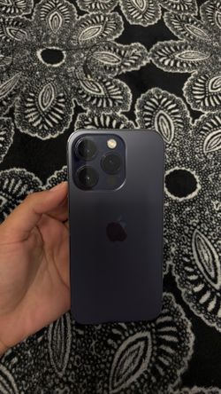 iPhone 14 Pro – For Parts / Stuck on Recovery Mode