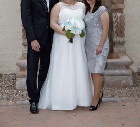 David’s Bridal Aline Lace Wedding Dress