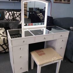Louisa Vanity $10 Down Payment Financing and delivery Available 