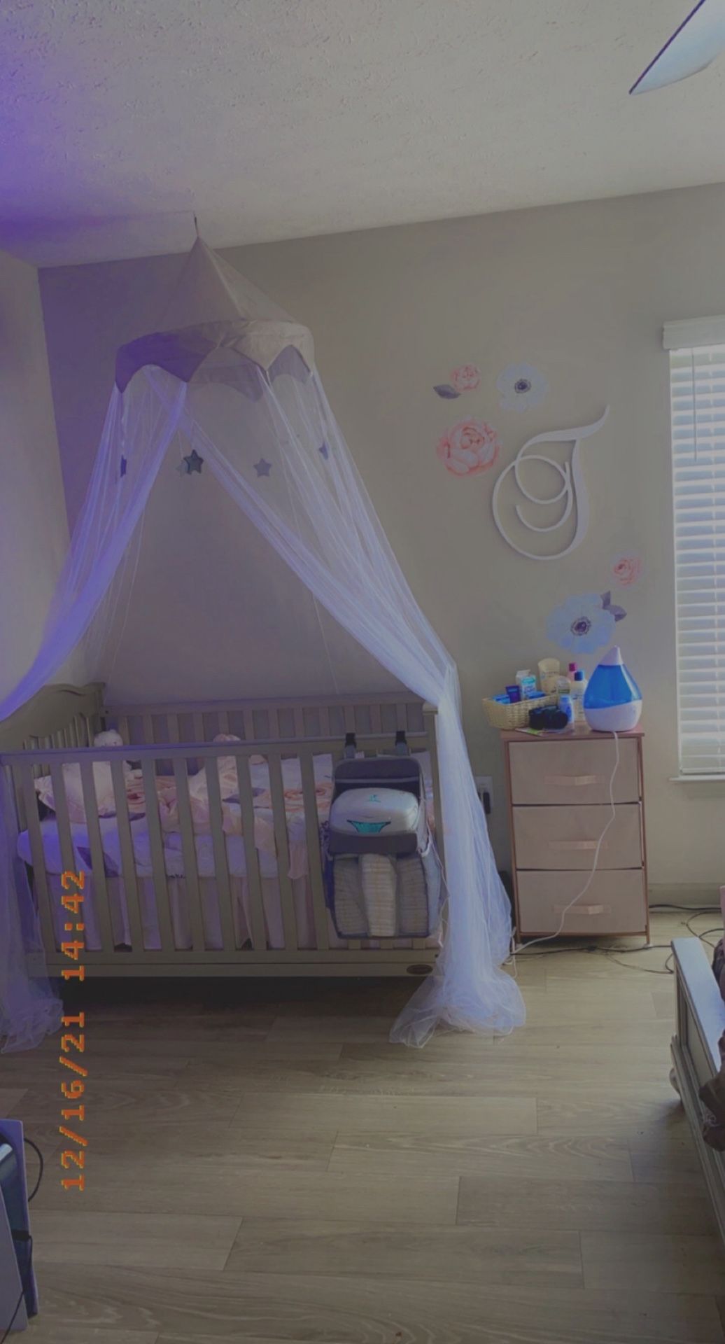Champagne Crib Set