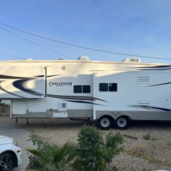 2005 keystone challenger