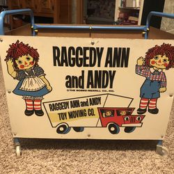 Vintage Raggedy Ann & Andy Toy Box