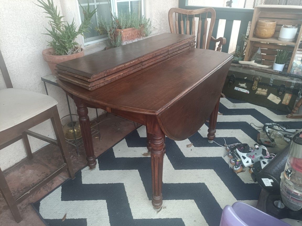 Antique Victorian Walnut Table