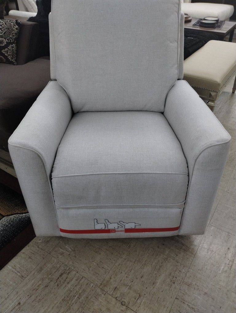 Swivel Recliner