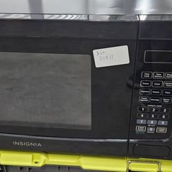 Used insignia 1.1 cu. ft. Microwave