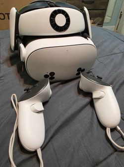 Meta Quest 3S with BOBO VR battery headstrap