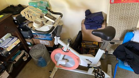 Indoor cycling bike
