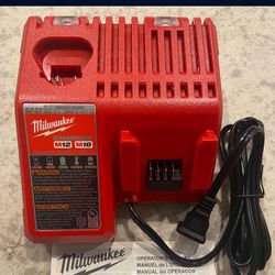 Milwaukee M12 And M18 Charger