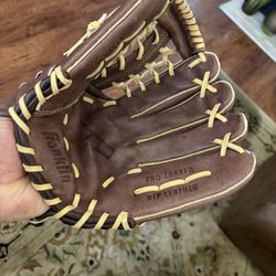 Franklin Baseball ⚾️ Glove 12 Inch 