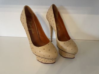 Charlotte  Olympia sz 35 Ostrich Hells