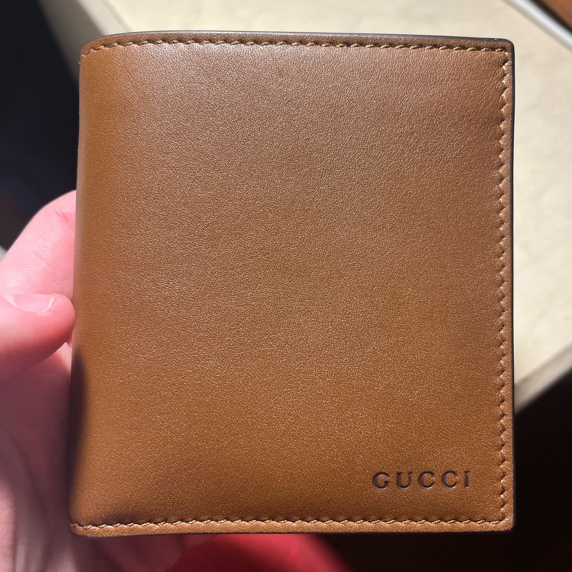 gucci wallet