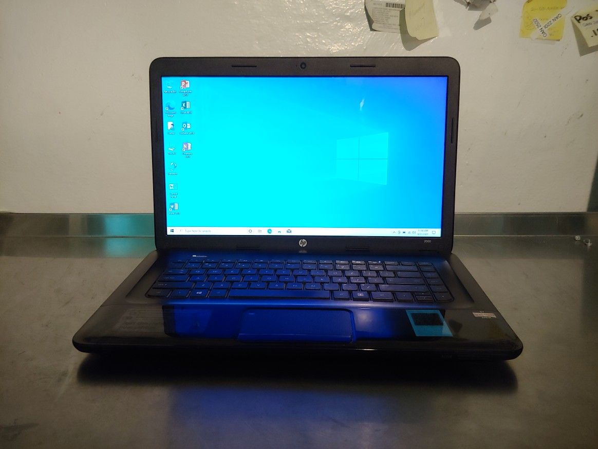 HP Pavilion 2000 Windows 10 Laptop