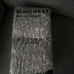 Honest Size Newborn Diapers