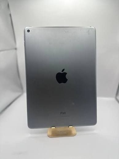Ipad 7 Generation (128gb) iOS 18