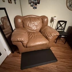 Chair / Couch
