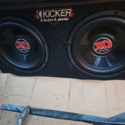 2 American bass 12" subwoofers in a kicker ported box