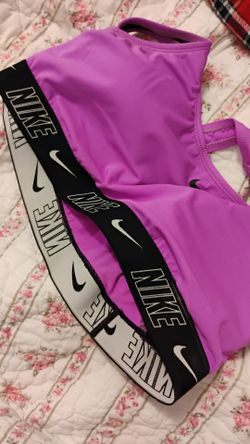 Women's Nike sports bra
