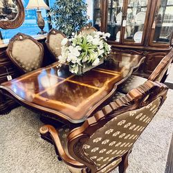 AICO By Michael Amini CORTINA Dining Set / 6 Chairs - NY