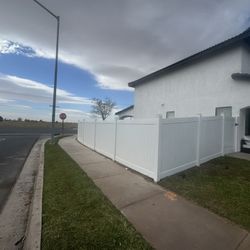 Vinyl Fence 