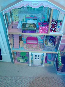 Wood doll house