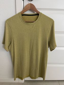 Lululemon Men’s Textured Performance T-Shirt –