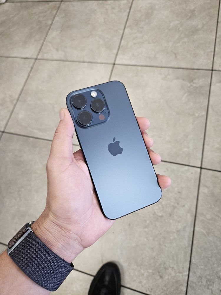 iPhone 15 Pro Unlocked