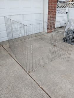 Dog Kennel 5 Feet X 5 Feet And 42 Inches Tall/ Folding And Reshapeable