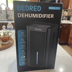 Dehumidifier, 95OZ Dehumidifier for Home 1000 Sq.Ft - Quiet with Auto Shut Off & Relaxing 7 Color Ambient Light,Ideal for Livingroom, Bedroom, Basemen