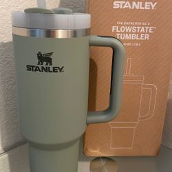 Stanley 40 Oz Cup Olive 